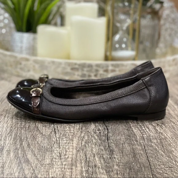 AGL Leather Ballet Flat - Picture 2 of 15
